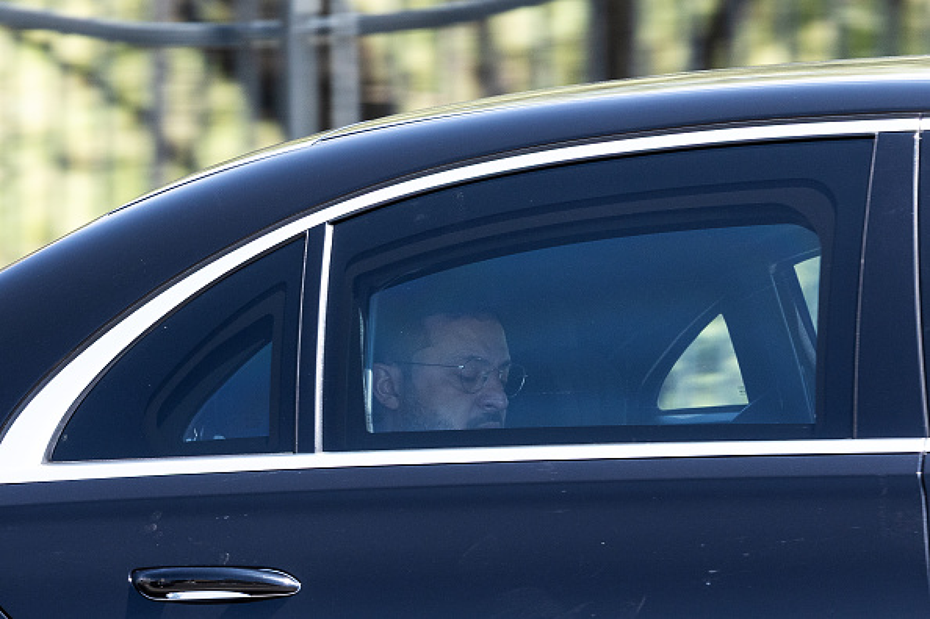 Зеленски пристигна за преговорите в Анкара, столът на Путин остана празен