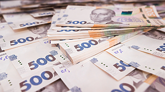 Украйна започва да обмисля отдръпване от американския долар и евентуално