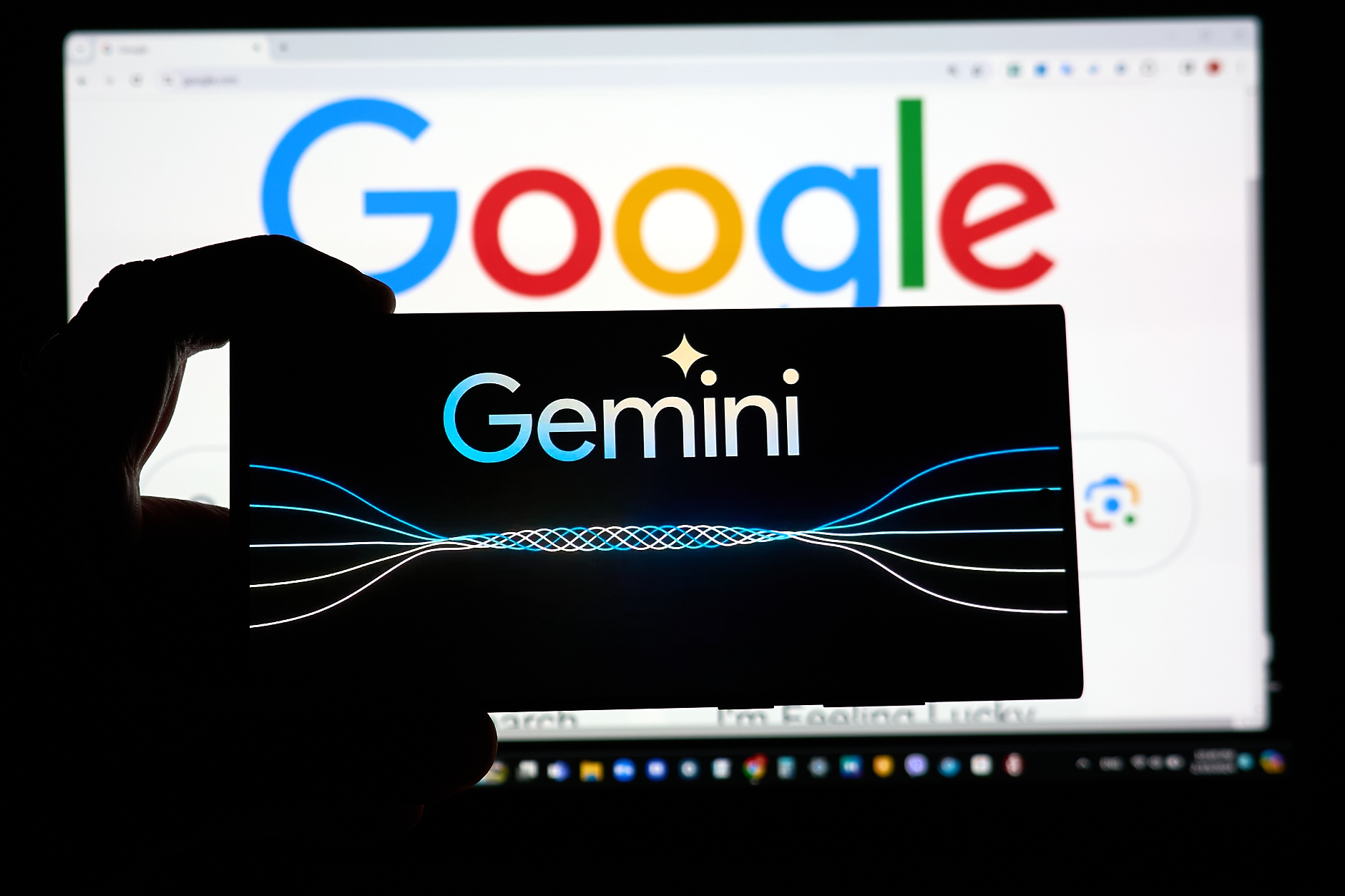 Google добавя чатбота Gemini към телевизори и автомобили