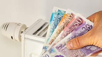 Десет доставчици на енергия във Великобритания включително EDF  E ON и Octopus ще