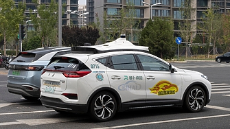 Baidu се готви да пусне таксита без шофьор в Европа