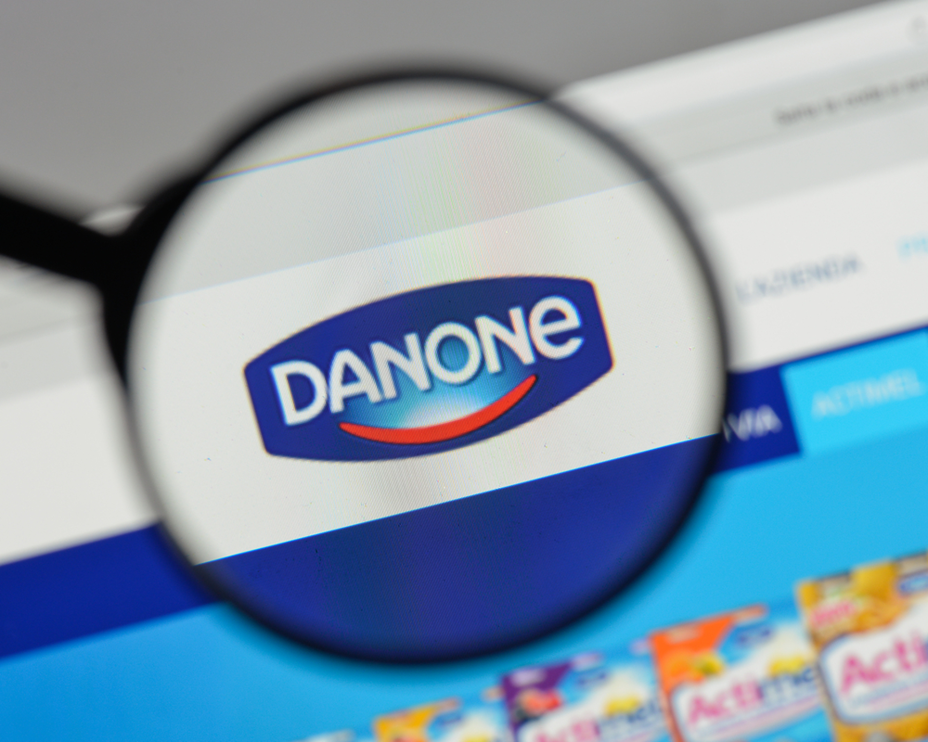 Danone придобива американски производител на органични напитки на растителна основа