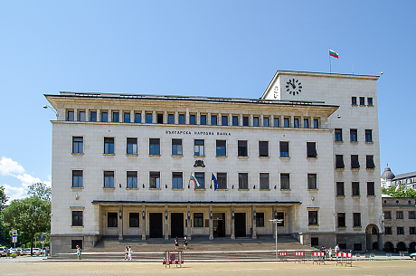 Над 1,9 млрд. лв. е дефицитът в хазната към края на март