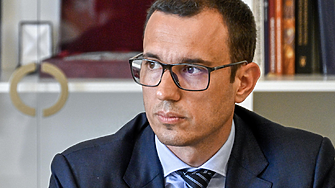 Нямам повод да си говоря с хора които държат за
