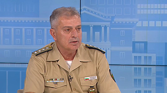Адмирал Ефтимов: Задачата ни е да реализираме пълните възможности на самолета F-16