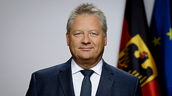 Русия иска да изхвърли САЩ от Европа и ще използва