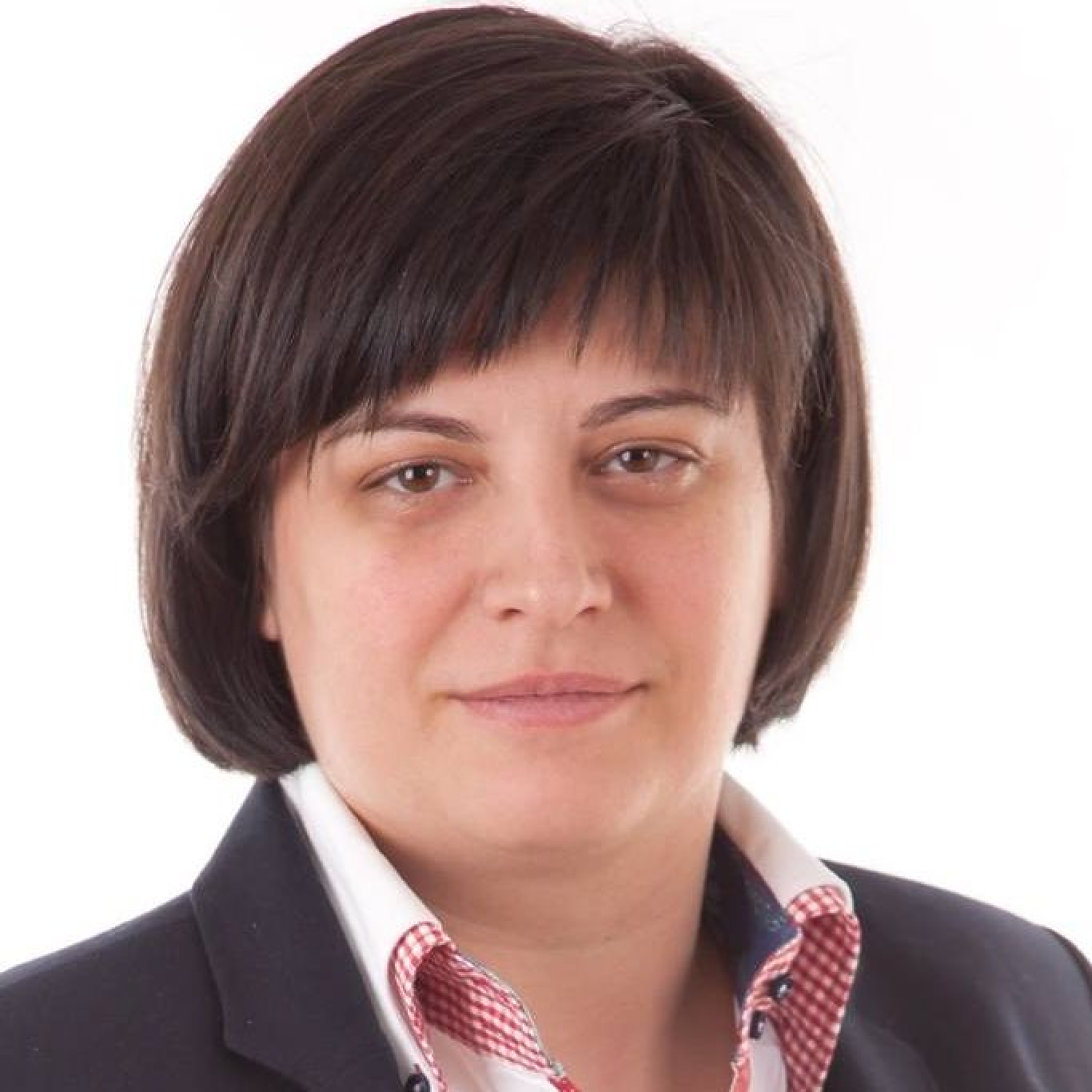 Диана Русинова приема предложението да оглави АПИ, но регионалният министър отказа