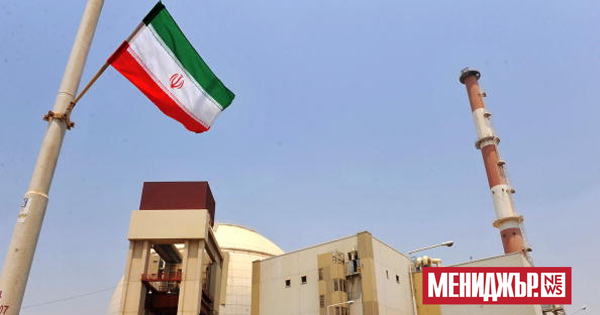 Съединените щати евакуират част от дипломатическия си персонал в Багдад.