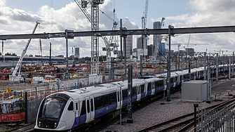 На 25 май South Western Railway SWR обслужваща някои от