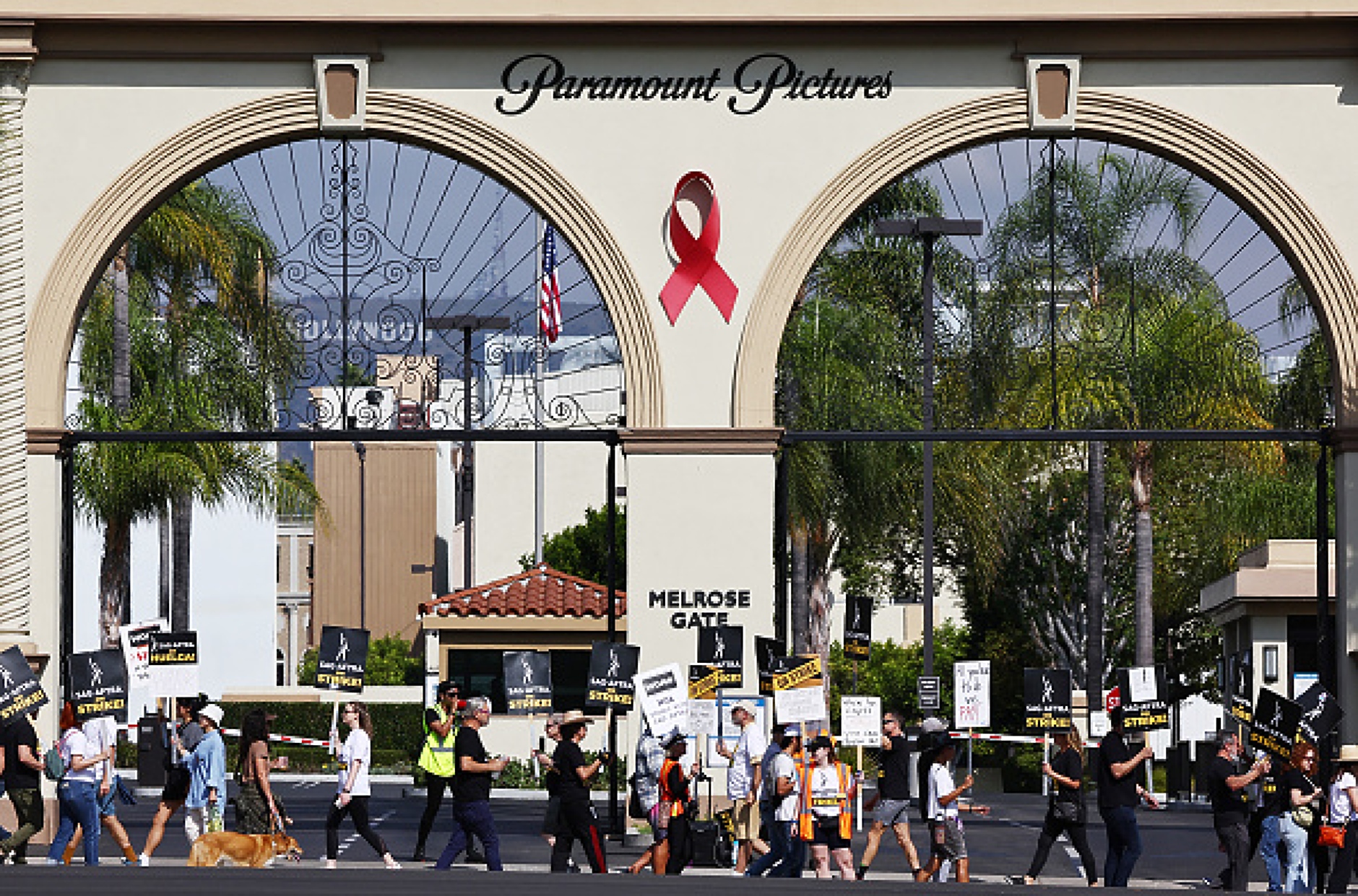 Paramount обяви съкращения на 3,5% от персонала, зрителите изоставят традиционната телевизия