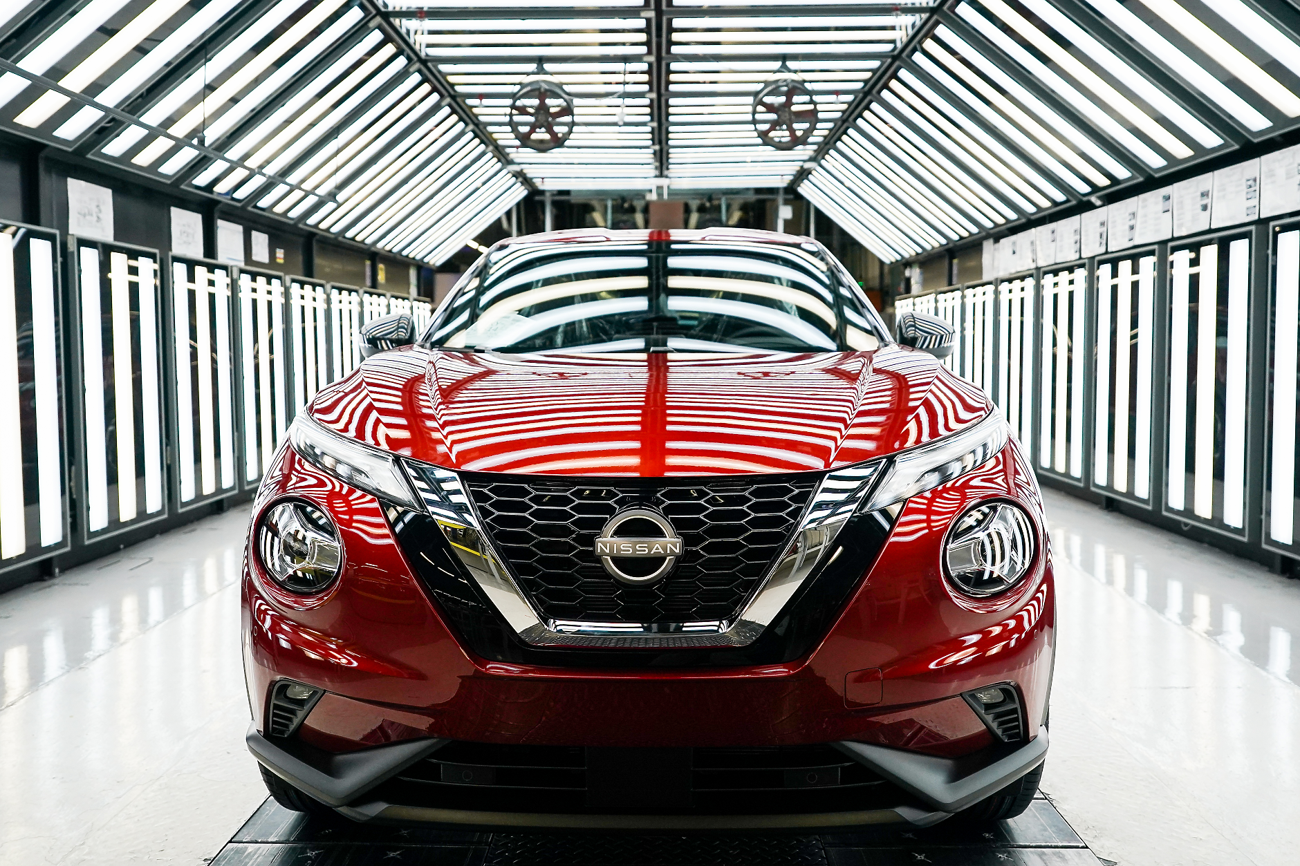 Шефът на Nissan ще спасява бедстващия автомобилен производител с големи съкращения