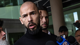 Шофьорската книжка на скандалния инфлуенсър Андрю Тейт е била отнета