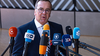 Германският министър на отбраната Борис Писториус отново отхвърли исканията на