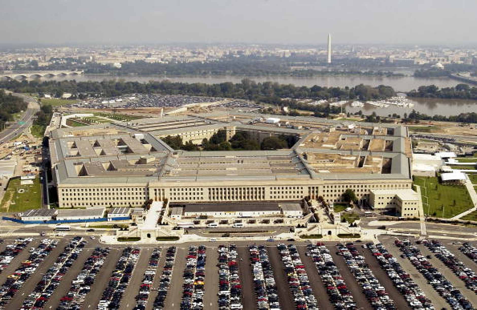 Пентагонът плаща над 1 млрд. долара на Lockheed Martin за разработване на оръжия „Глобален удар“