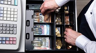 Подготовката за двойно етикетиране върви по график част от компаниите