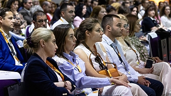 Как да инвестираме в имот в чужбина  Какви са ползите и