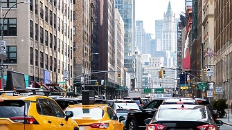В Ню Йорк таксата за шофиране по някои централни улици