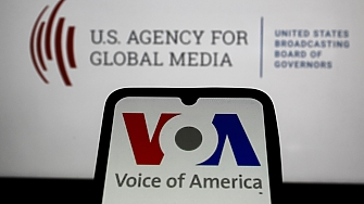 Очаква се последните останали щатни служители на радиостанцията Гласът на