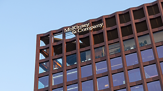 В последната година и половина McKinsey е направила най-големите съкращения за последния век