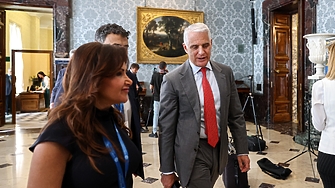 Главният изпълнителен директор на UniCredit Андреа Орчел заяви пред че