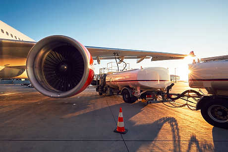 IATA: Производството на устойчиво авиационно гориво ще се удвои през 2025 г.