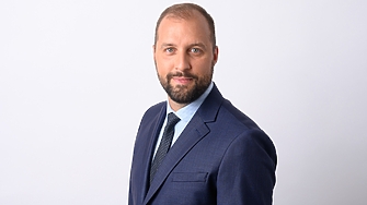 Преди окончателното си решение да напусна Продължаваме Промяната уведомих двама