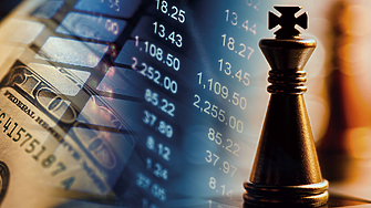 Спадът на курса на американския долар спрямо останалите основни валути