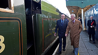 Крал Чарлз III реши да с откаже от влака който