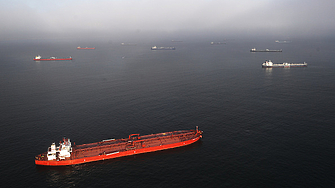 Цените за превоз на петрол през Ормузкия проток със свръхголеми