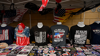 Президентът на САЩ Доналд Тръмп представи два парфюма посветени на