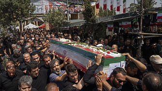 В Иран се проведе държавно погребение за около 60 души