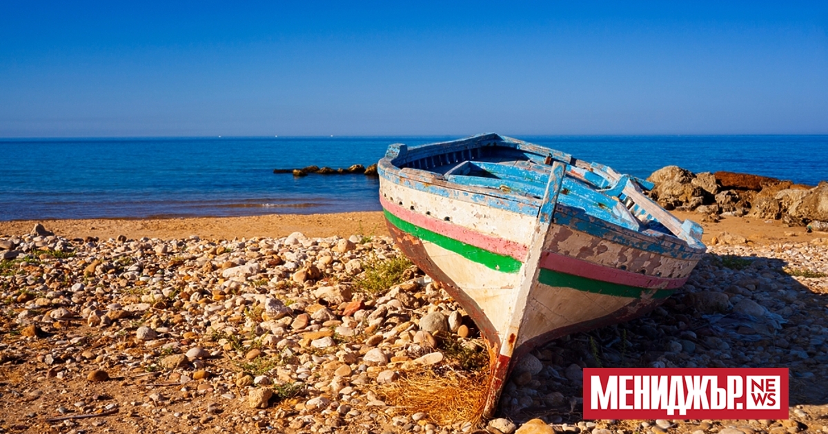 Маршрутът от либийското пристанище Тобрук до гръцкия остров Крит се