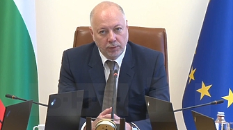 За да обезпечим нормалното движение на хората в почивните месеци