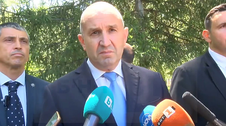 Радев: Правителството е декор на дуото Пеевски-Борисов, а правосъдието е избирателно