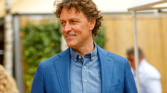 От малка семейна дестилерия в холандския град Шидам до световно