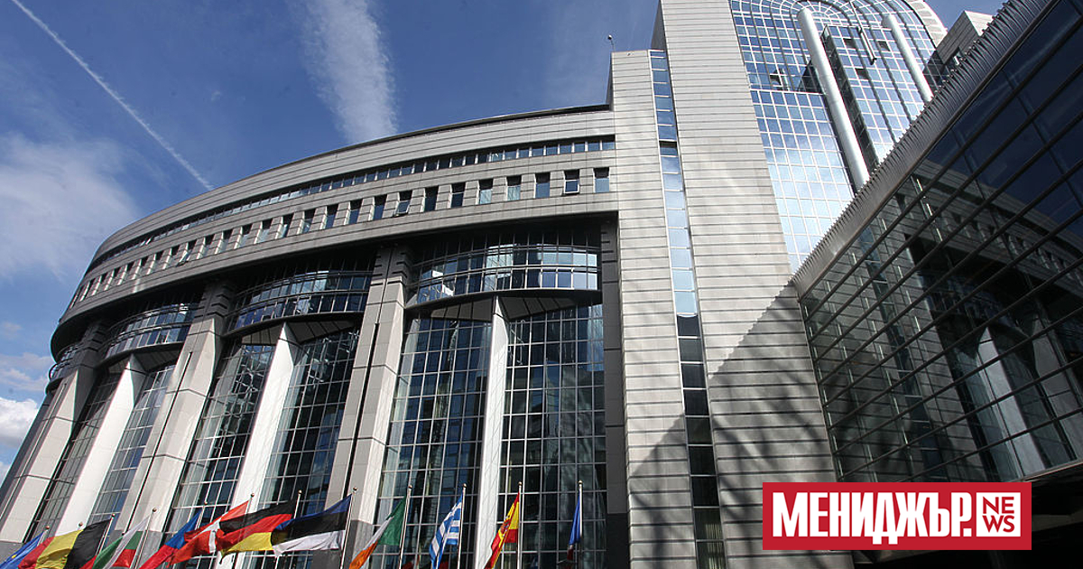 Европарламентът прие поправките за заличаване на всички референции за македонски