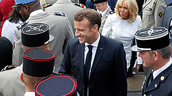 Генералът от френските военновъздушни сили Фабиен Мандон ще замени Тиери