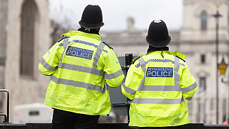 Ученици са били арестувани от детективи разследващи руски и ирански