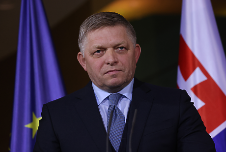Словакия ще спре да блокира одобрението на 18-ия пакет от санкции на ЕС срещу Русия