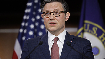 Късно в сряда Камарата на представителите предвижи напред три законопроекта