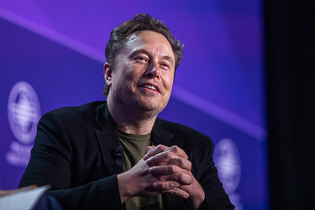 Пазарната капитализация на Tesla падна с 68 млрд. долара, след като Мъск обяви създаването на партия