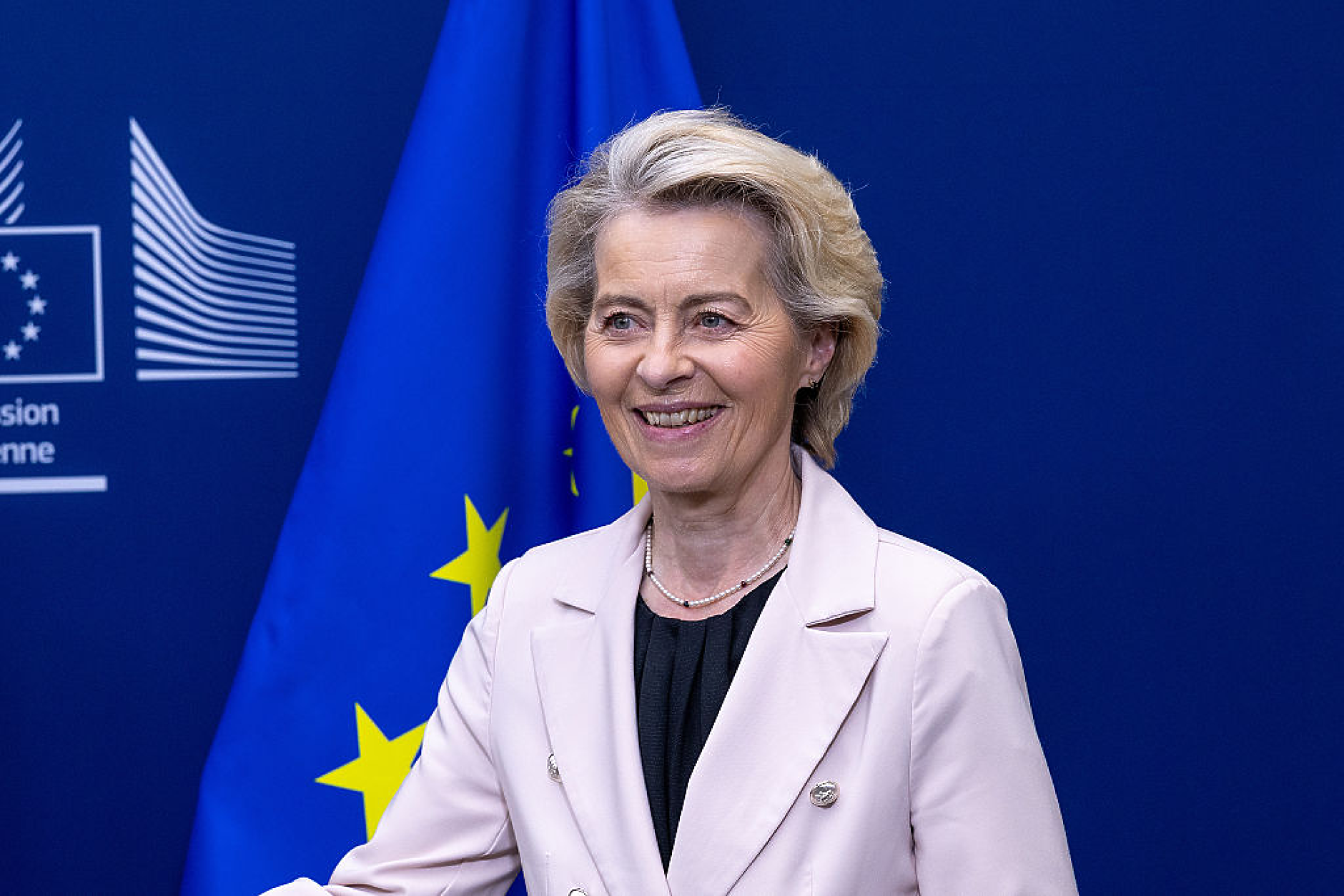 Европейският парламент обсъжда вота на недоверие срещу Урсула фон дер Лайен