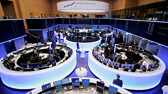 Европейските борсови индекси регистрираха понижения в ранната търговия в петък