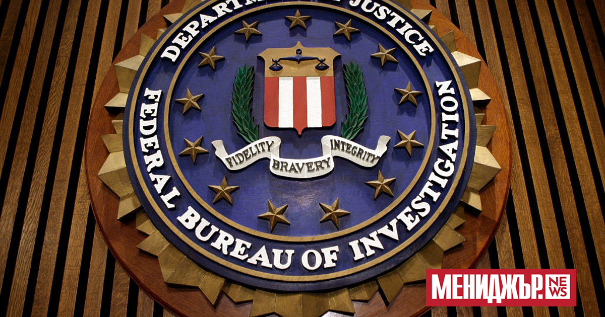 Бившият директор на ЦРУ Джон Бренън и бившият директор на