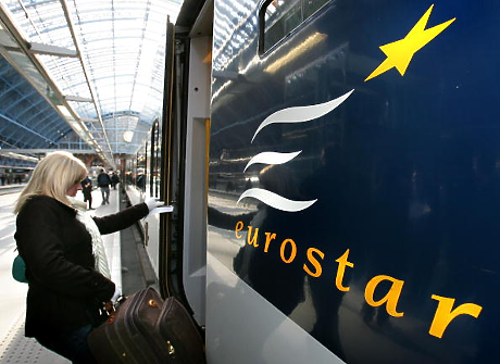 В очакване на решение: Eurostar се опитва да опази монопола си върху ЖП превозите през тунела под Ла Манш