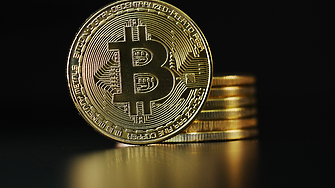 Биткойнът прескочи прага от 120 000 долара 