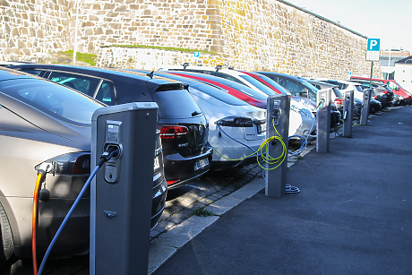 Новата икономика: Как Норвегия се превърна в EV утопия