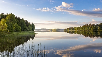 В понеделник ще е предимно слънчево с временни увеличения на