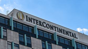 Всичко започва през 1946 г когато президентът на САЩ Франклин