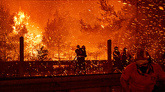 Сложна е пожарната обстановка в цяла Гърция предупреждават от Гражданска